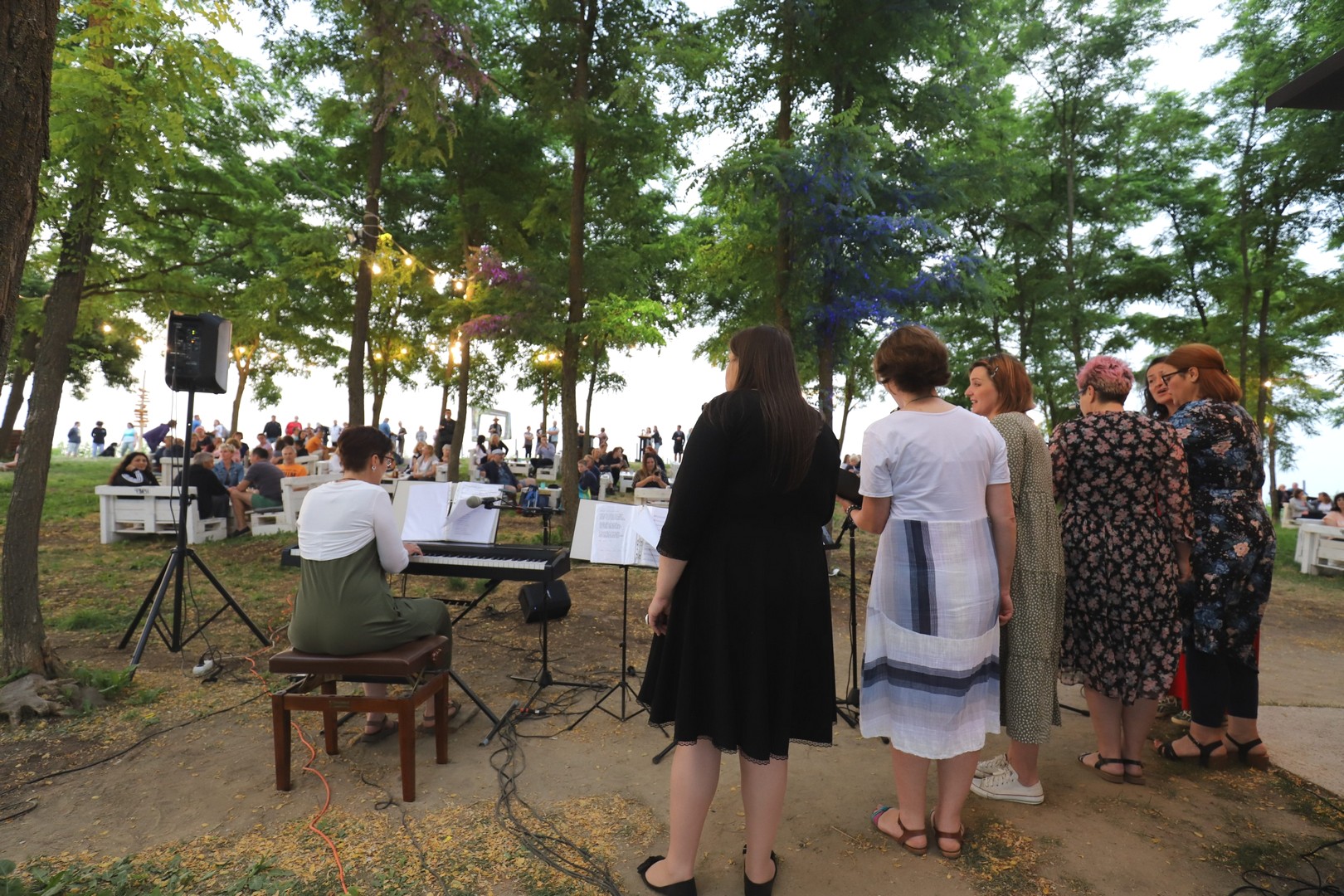 PRIZOR KOJI SE PAMTI Doček prvih zraka ljetnog sunca na Mađerkinom bregu nikog nije ostavio ravnodušnim PRIZOR KOJI SE PAMTI Doček prvih zraka ljetnog sunca na Mađerkinom bregu nikog nije ostavio ravnodušnim