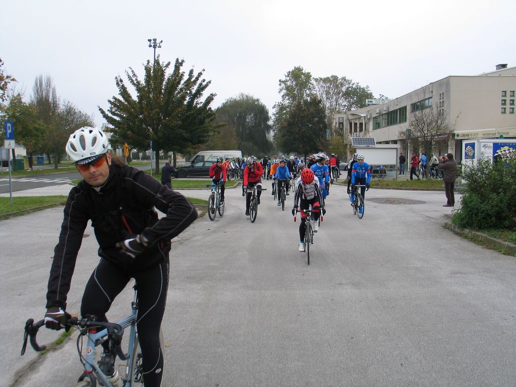 bicikiranjeumrezi25352401