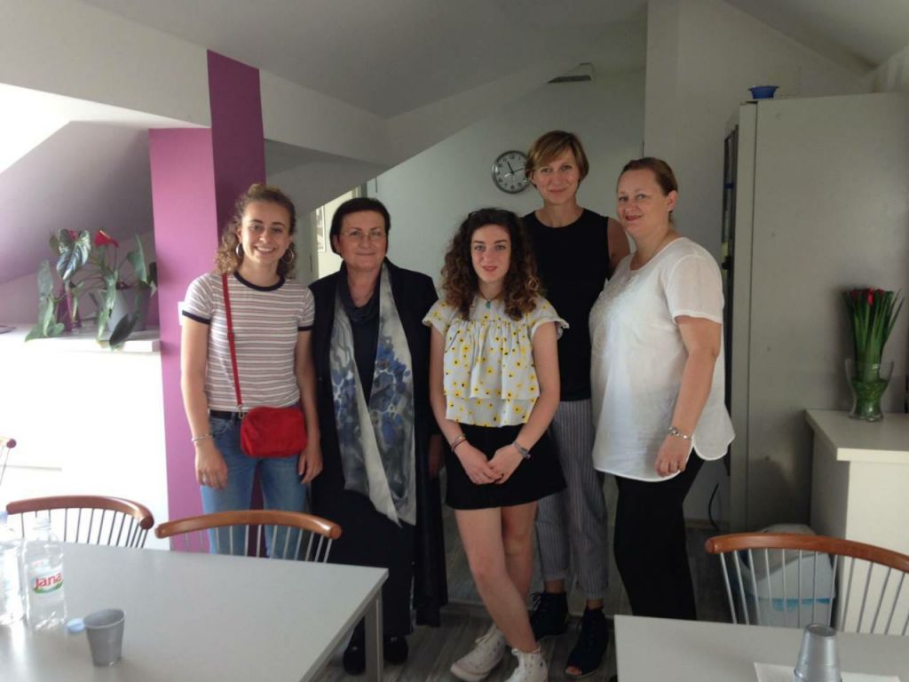 3218673310156927792612241373150