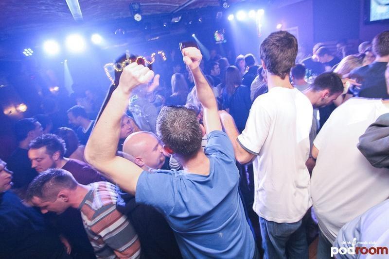 slika0010 Podroom (Subota, 15.12. – Winter house madness)