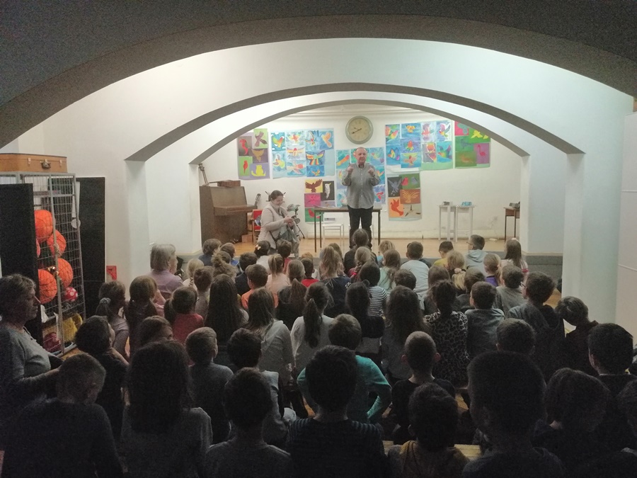 Predstavljanje slikovnice ‘Vitezovi Proljetne livade’ Predstavljanje slikovnice ‘Vitezovi Proljetne livade’