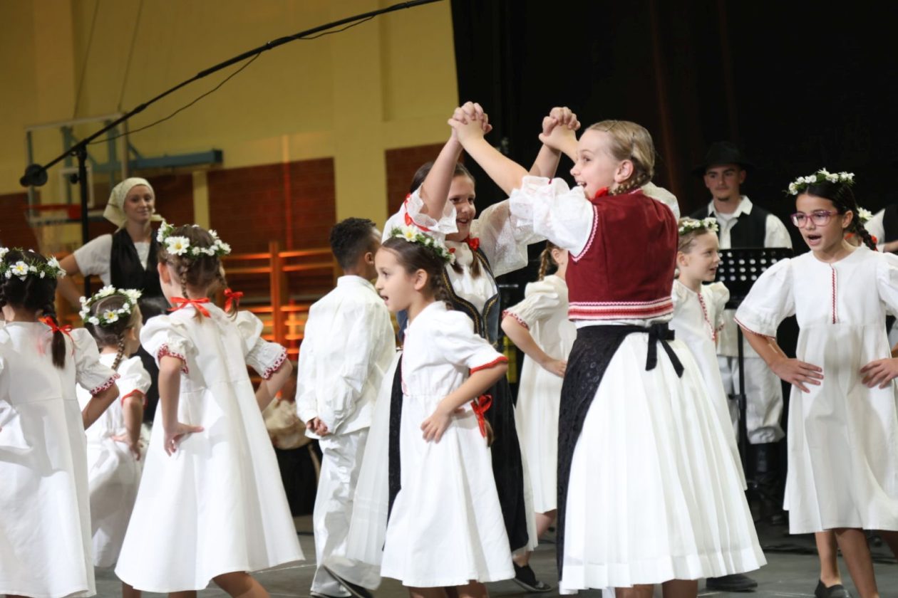 23.Smotra dječijeg folklornog stvaralaštva Mala Subotica 18