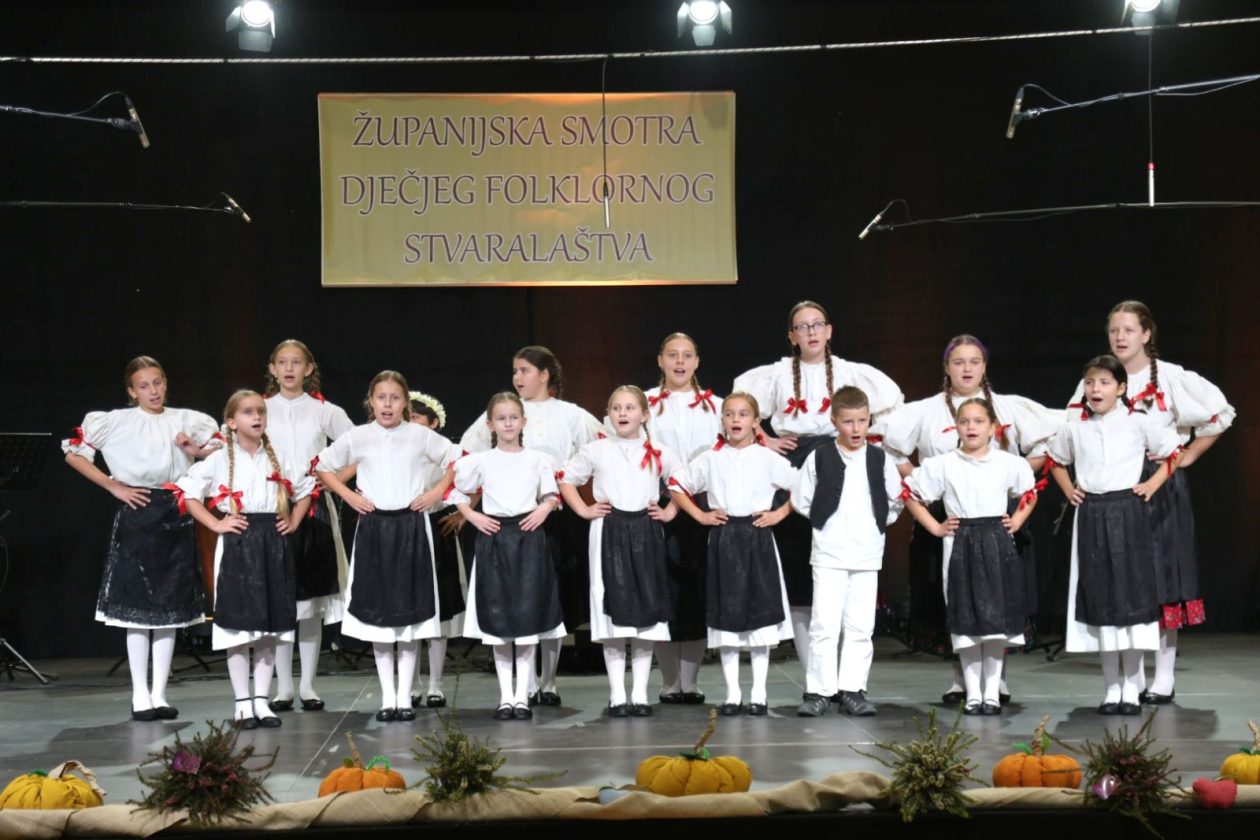 23.Smotra dječijeg folklornog stvaralaštva Mala Subotica 38