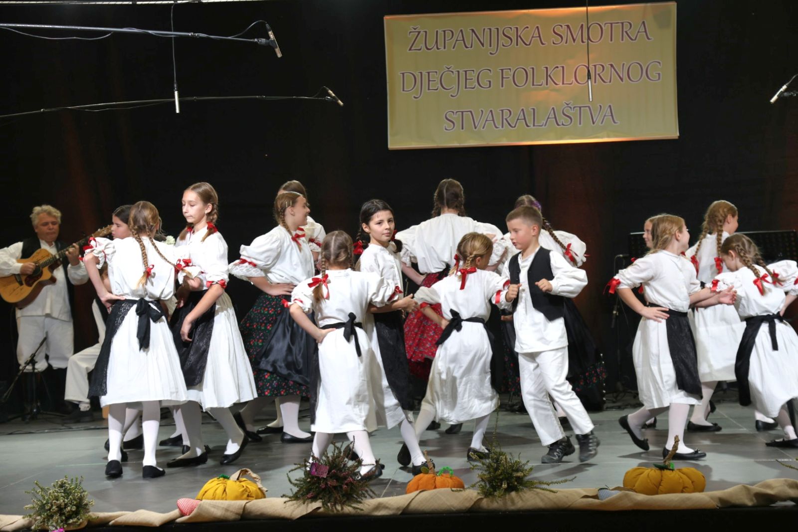 23.Smotra dječijeg folklornog stvaralaštva Mala Subotica 42