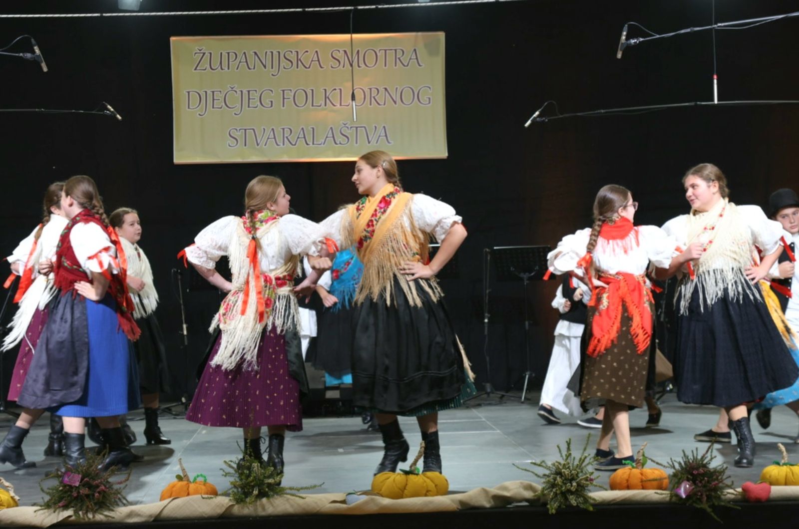 23.Smotra dječijeg folklornog stvaralaštva Mala Subotica 60