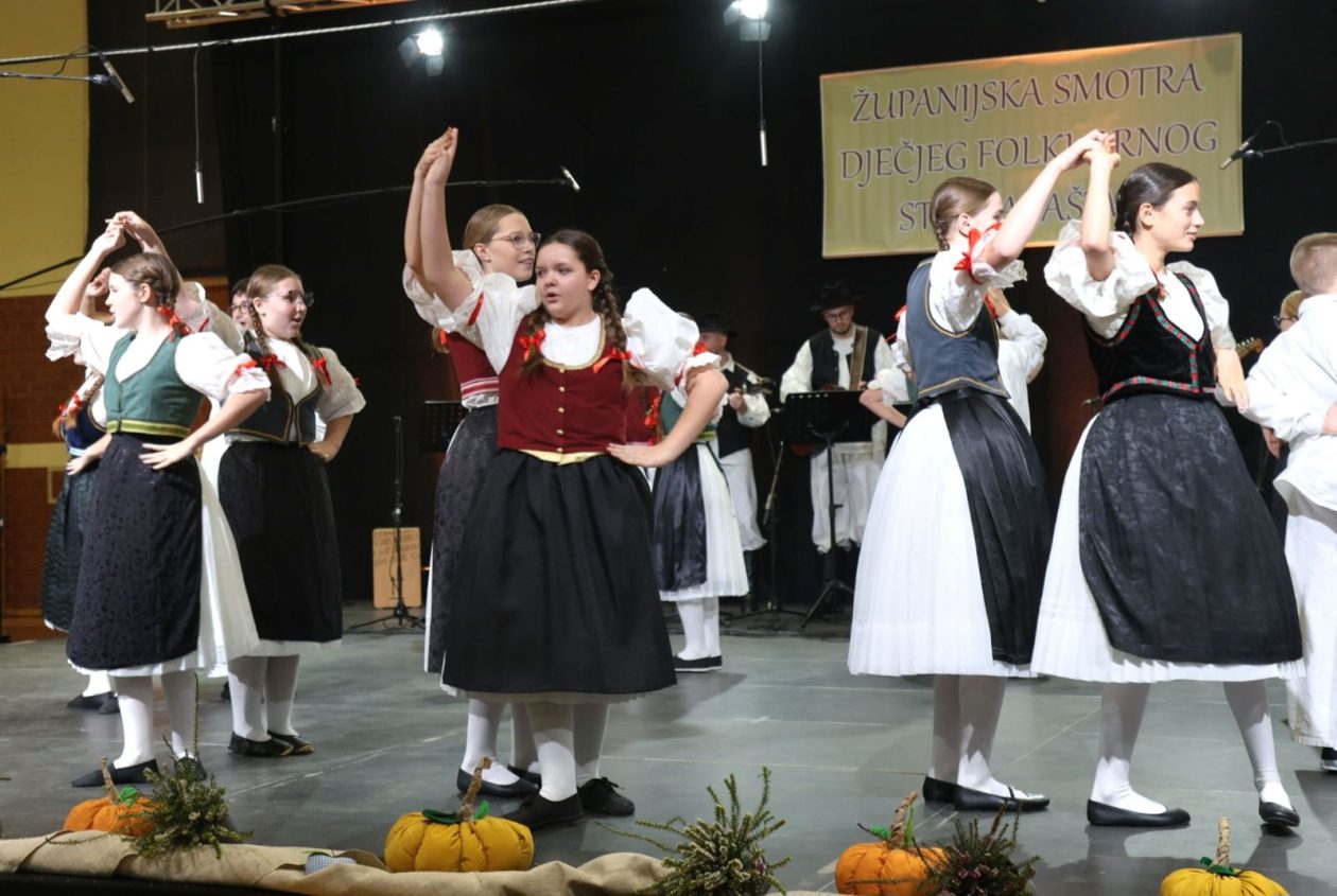 23.Smotra dječijeg folklornog stvaralaštva Mala Subotica 64