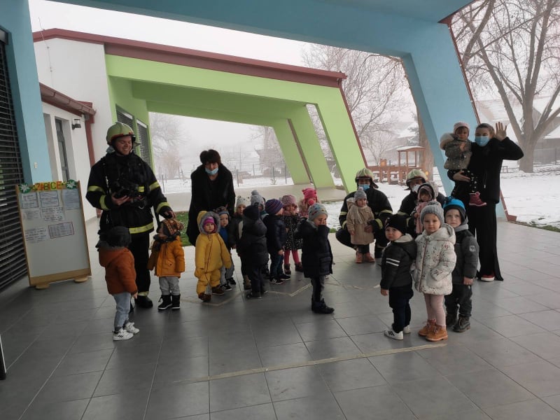 Vatrogasna vježba: ‘Potresi’ u vrtiću Suncokret i OŠ Strahoninec