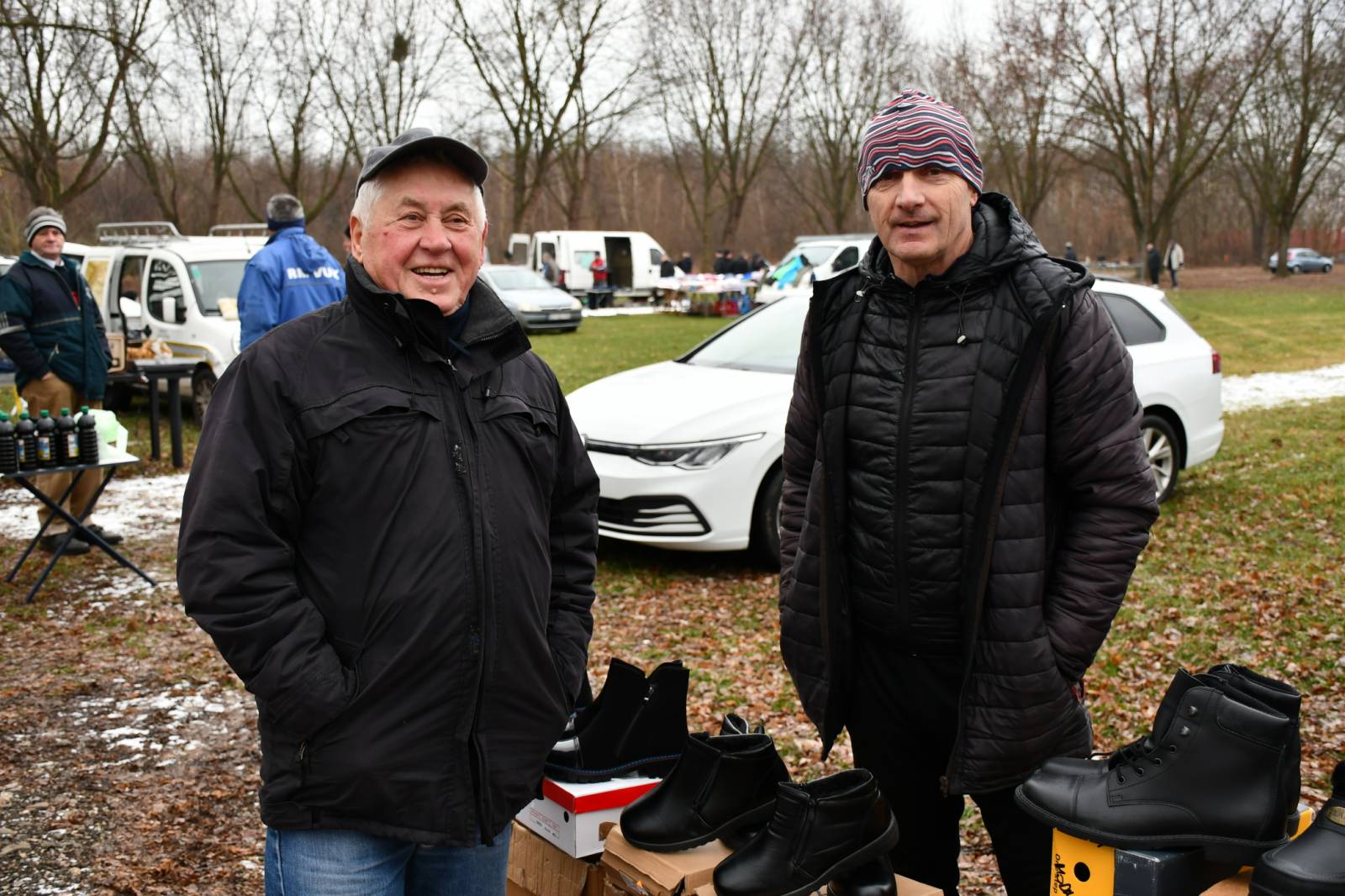 KUPCI NAHRLILI Hladna siječanjska srijeda ispunjena robom i veselim licima