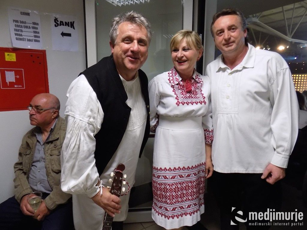 lijepomnasom0015820338