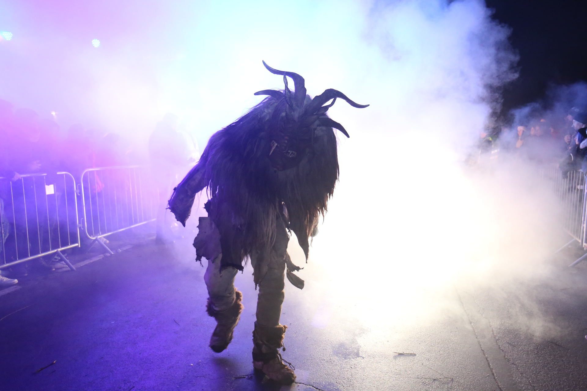 Deseti Krampuslauf u Svetom Martinu na Muri opet oduševio mnogobrojnu publiku Deseti Krampuslauf u Svetom Martinu na Muri opet oduševio mnogobrojnu publiku