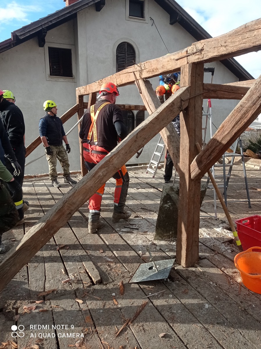 FOTO Priča iz prvog lica vrijednih Međimuraca koji su danonoćno pomagali ljudima s potresom pogođenih područja FOTO Priča iz prvog lica vrijednih Međimuraca koji su danonoćno pomagali ljudima s potresom pogođenih područja