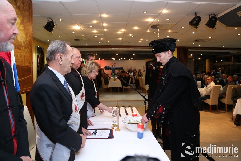 pravazena00041372817