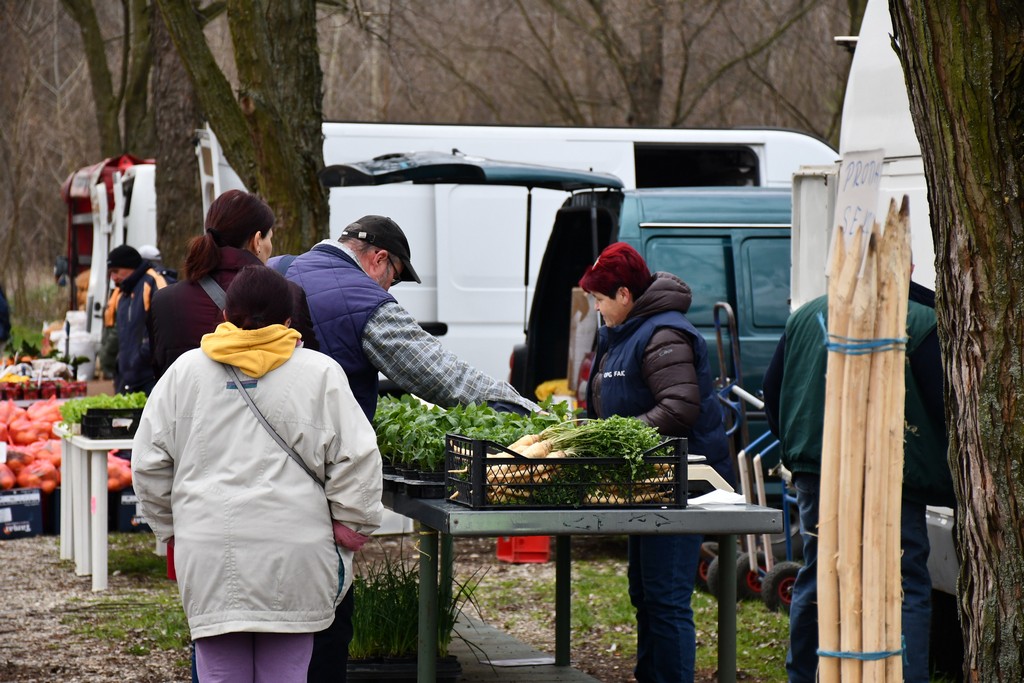 Prohladno jutro na čakovečkom sajmu, no bogata ponuda nije izostala