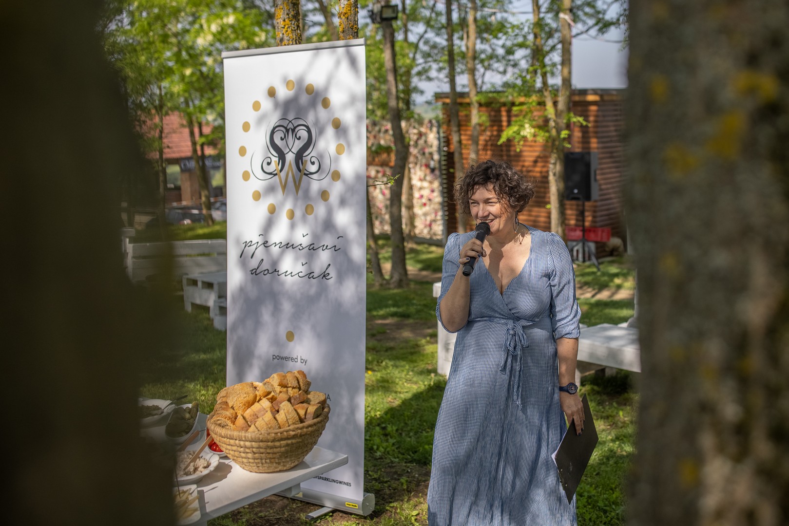 Na Mađerkinom bregu održan Pjenušavi doručak u vinogradu