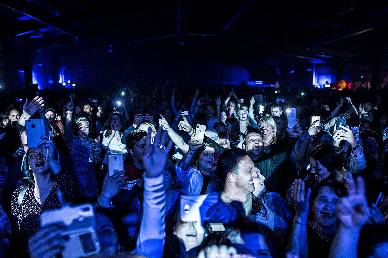 Haris Džinović raspjevao brojnu publiku na Mesapu u Nedelišću