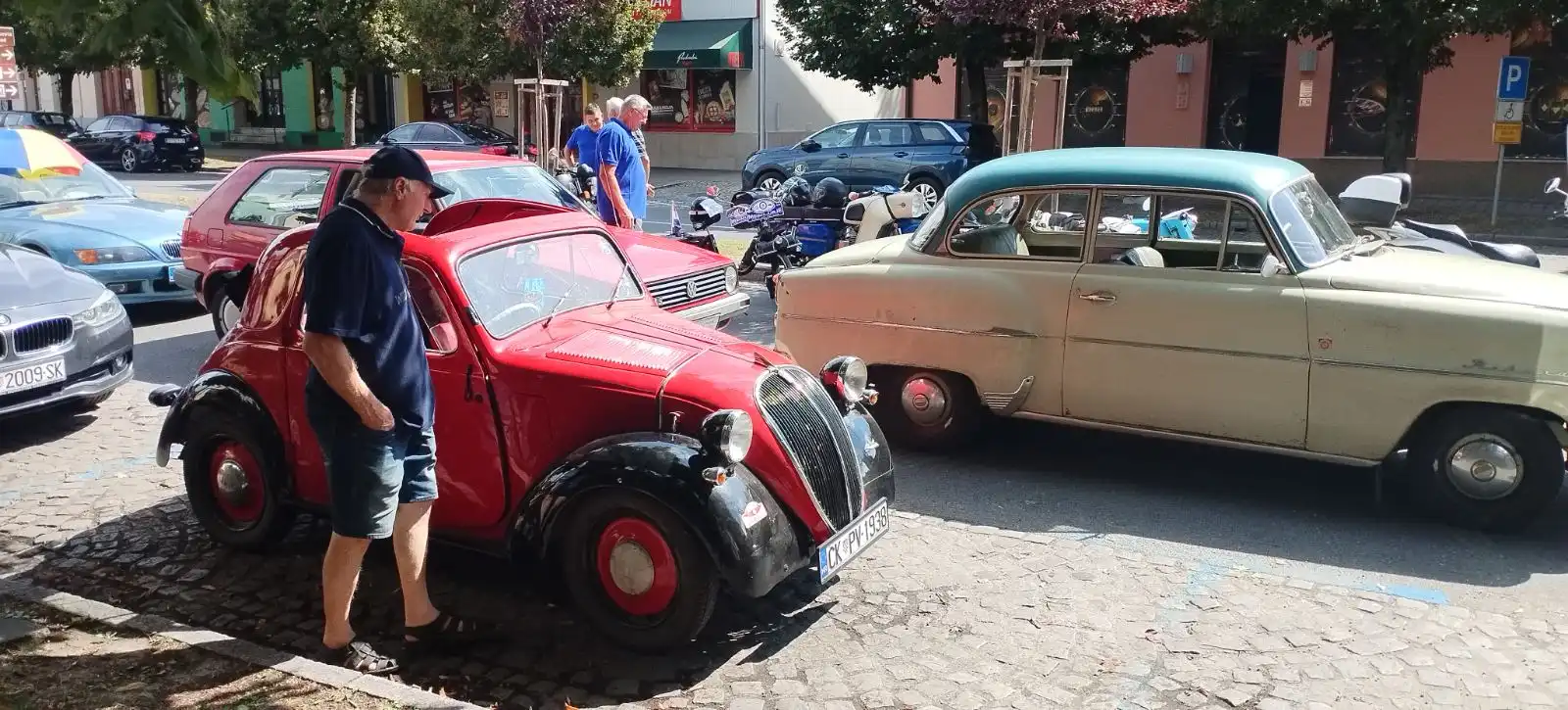 24. Međunarodni susret oldtimera Porcijunkulovo 2024 (33) 24. Međunarodni susret oldtimera Porcijunkulovo 2024 (33)