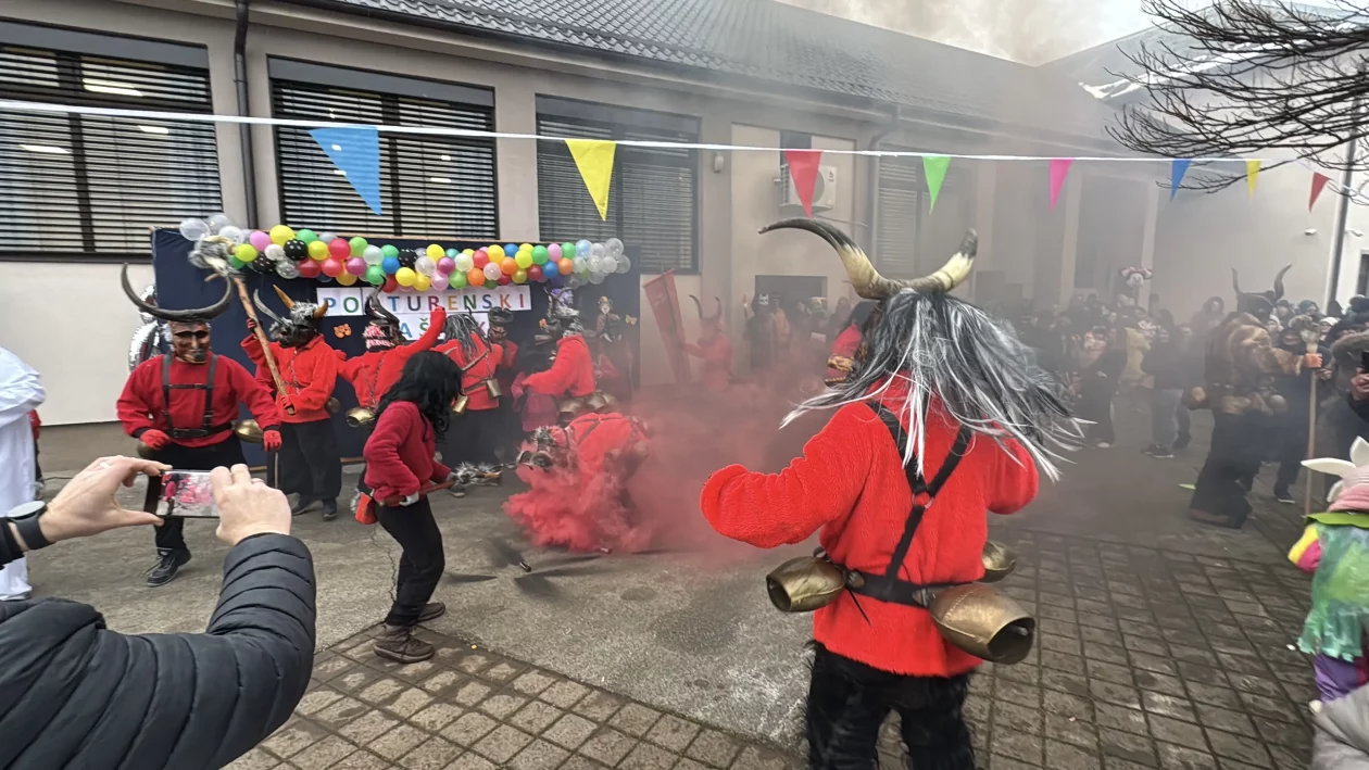 24. PODTURENSKI FAŠNIK (52)