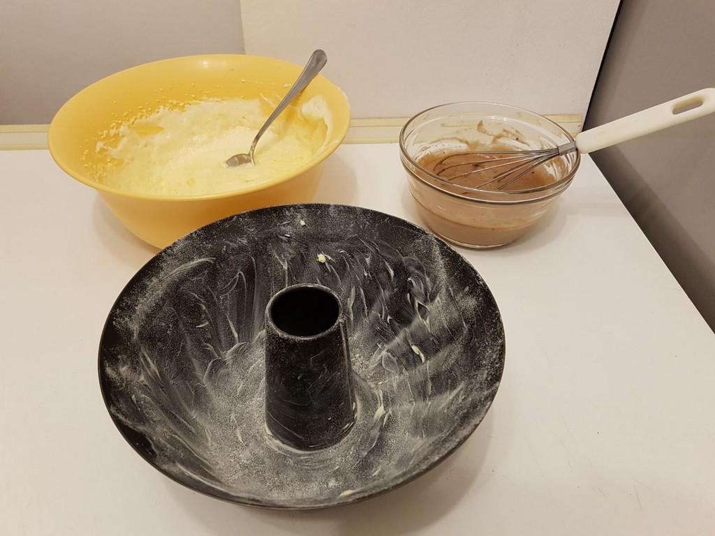 KAJ SE FINO PEČE? Mramorni kuglof – ukusan i prozračan kolač prošaranog izgleda