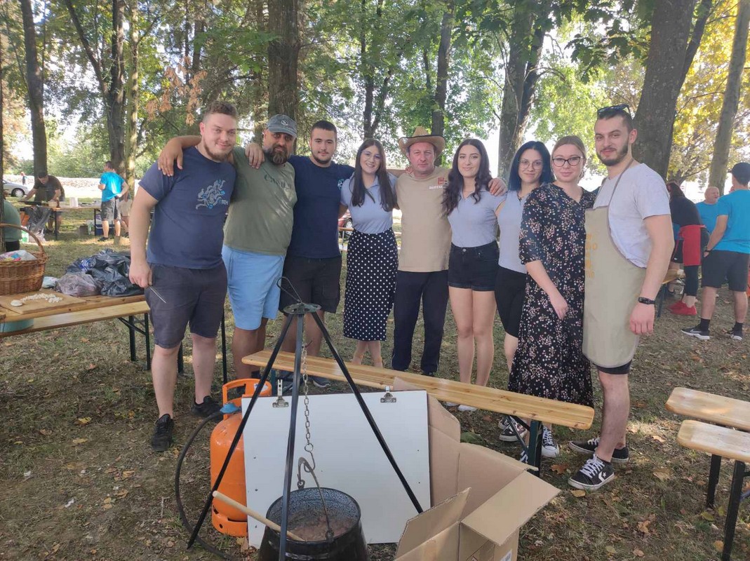 VIDEO I FOTO Vraćanje u kuhinje naših baka – kotoripske udruge pripremale tradicionalna jela VIDEO I FOTO Vraćanje u kuhinje naših baka – kotoripske udruge pripremale tradicionalna jela