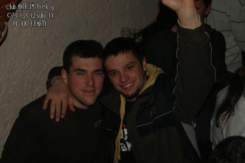 slika0091 Antrum (Subota, 7.1.2012) slika0091 Antrum (Subota, 7.1.2012)