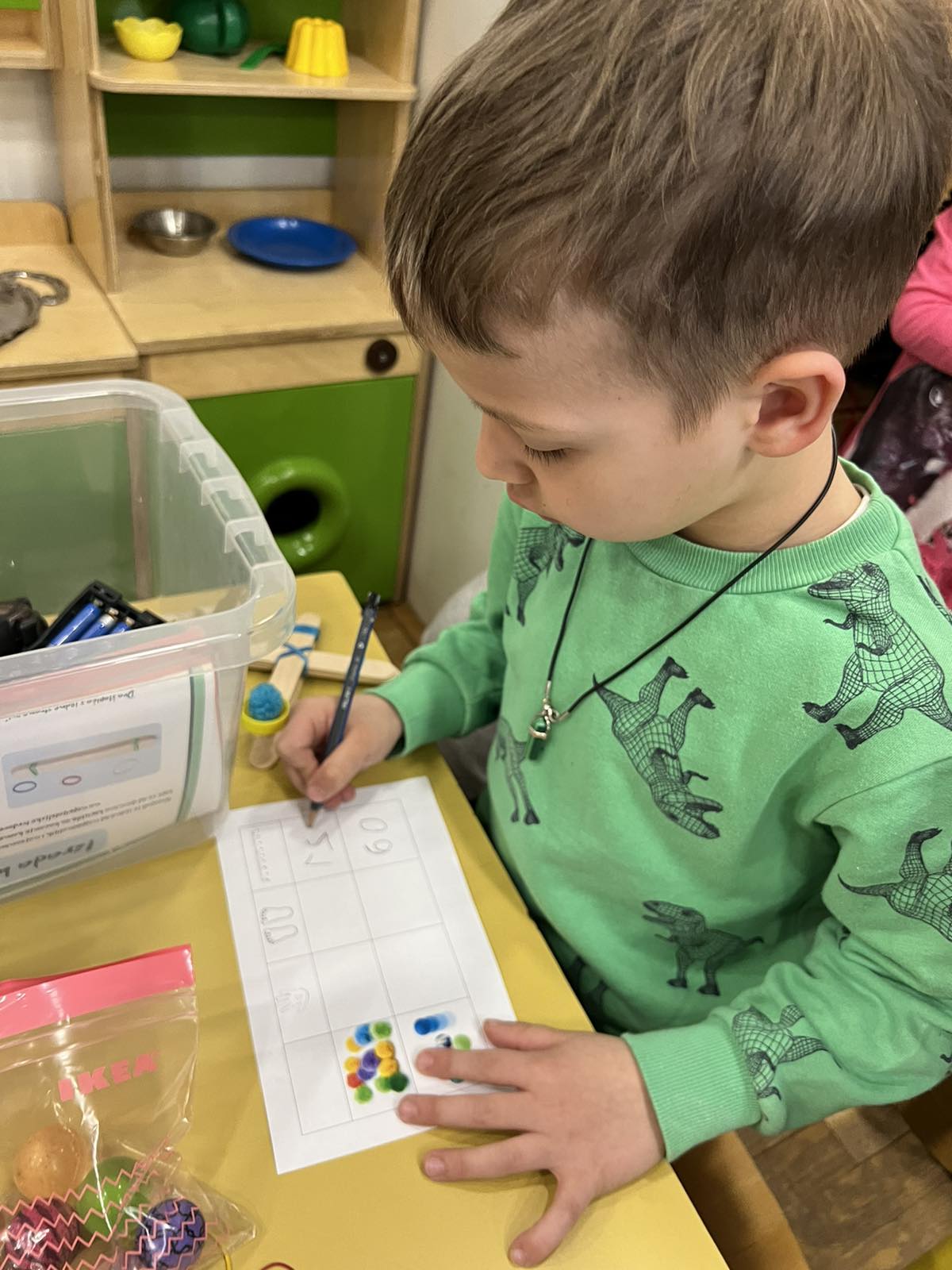 VRTIĆ MASLAČAK Održali zanimljivu radionicu za djecu pod nazivom ‘Što leti dalje’