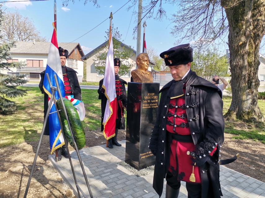 U Črečanu otkrivena bista Josipa Vrhovskog