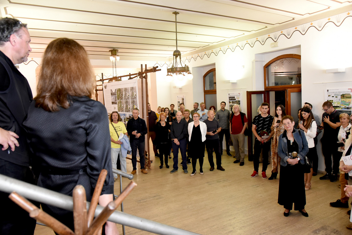 Urbanističko-arhitektonska izložba ‘UrboArhitektura 20+20’ u zgradi Scheier