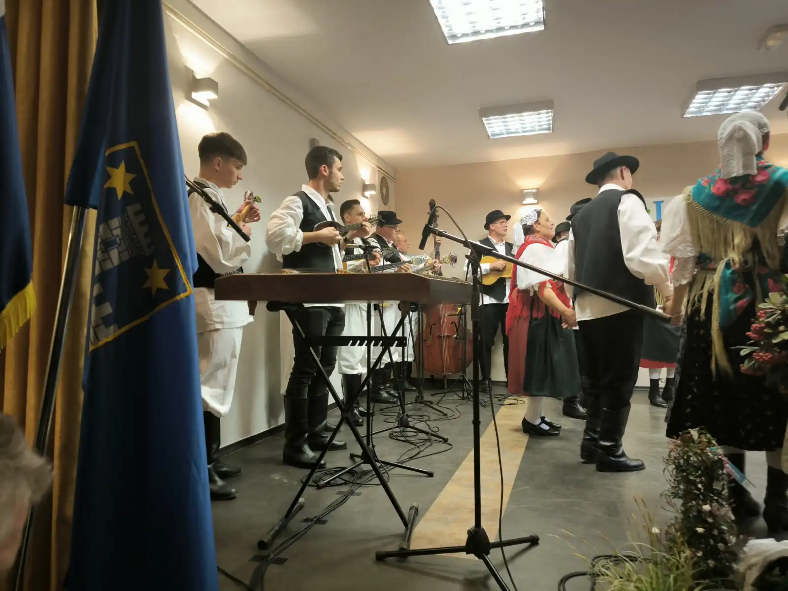 25 Godina KUD-a Mihovljan (2) 25 Godina KUD-a Mihovljan (2)