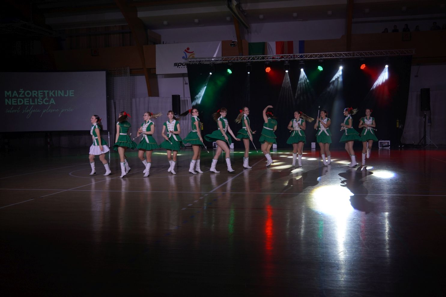 25 godina Mažoretkinja nedelišće mažoretkinje (19) 25 godina Mažoretkinja nedelišće mažoretkinje (19)