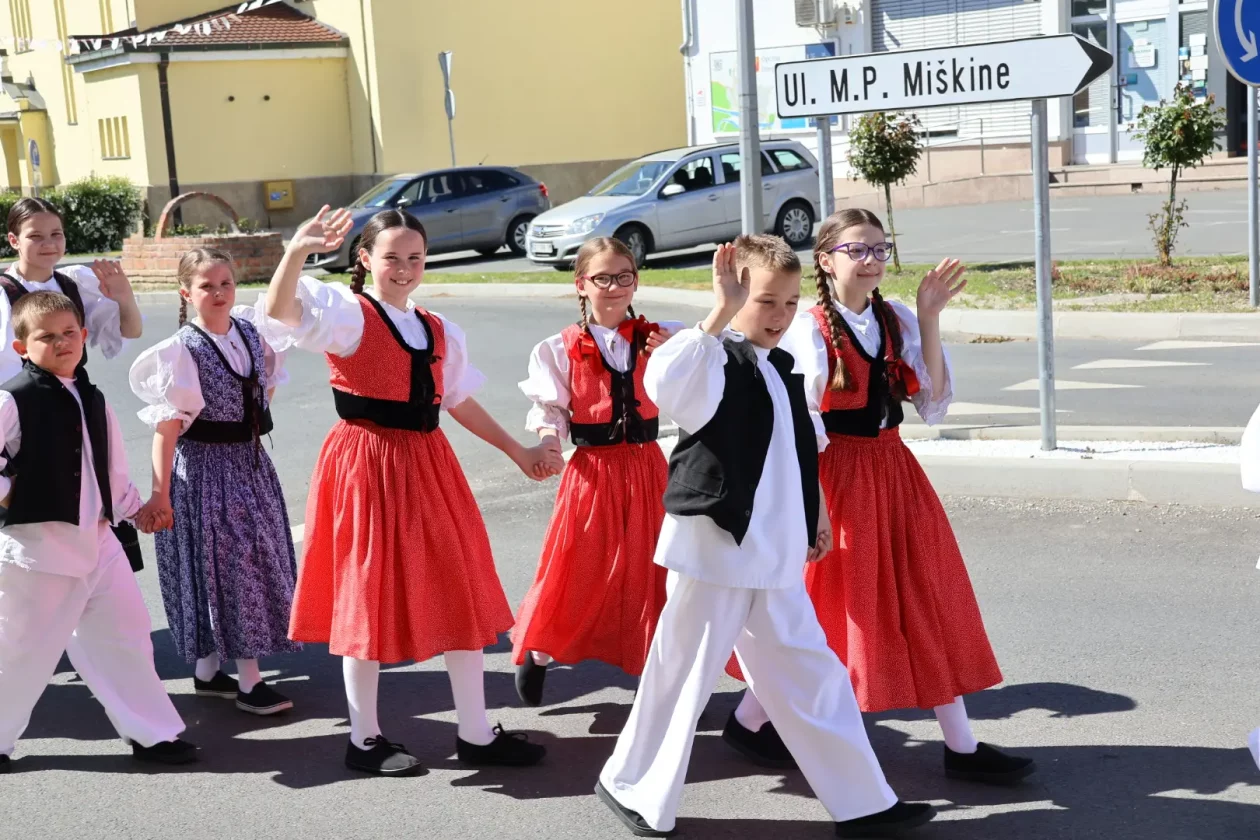 25. SMOTRA MEĐIMURSKOG FOLKLORA Donja Dubrava (10)