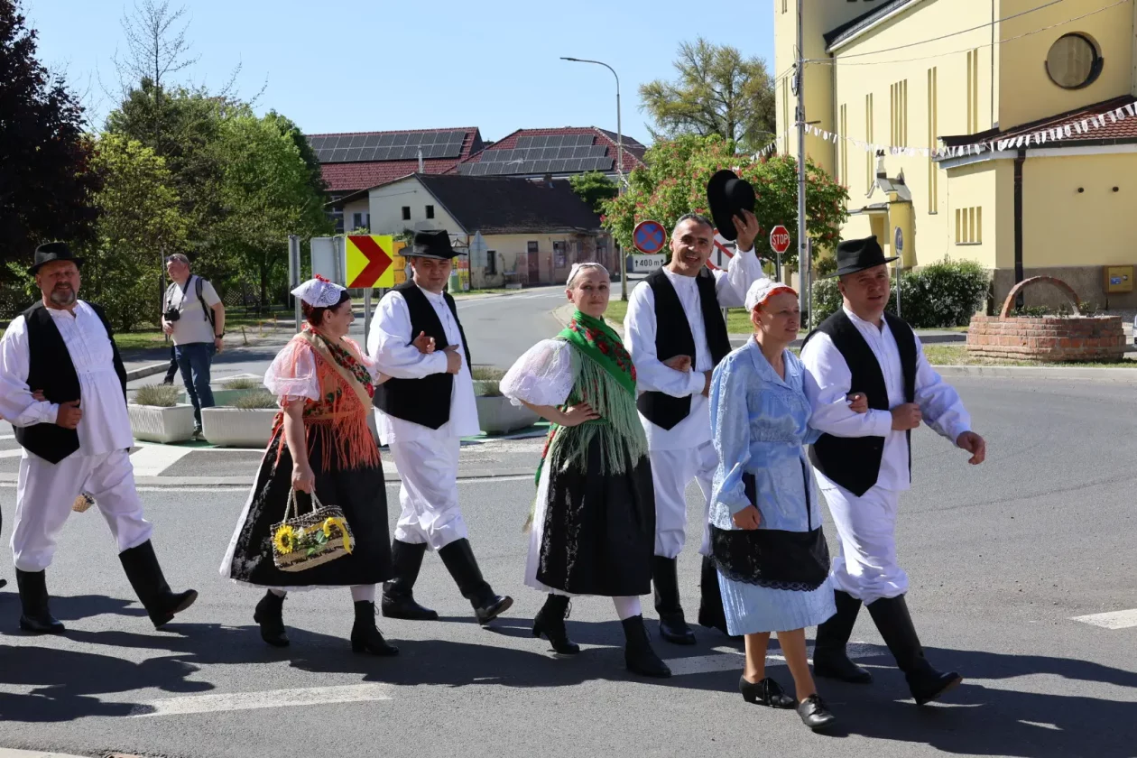 25. SMOTRA MEĐIMURSKOG FOLKLORA Donja Dubrava (15)