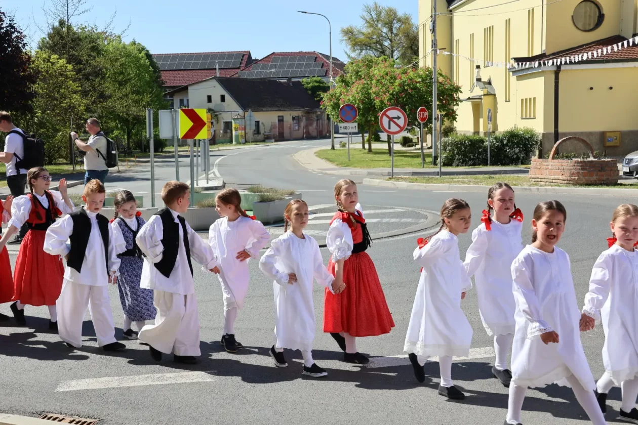 25. SMOTRA MEĐIMURSKOG FOLKLORA Donja Dubrava (8)