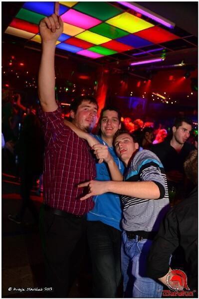 PIC00104 Maraton (Subota, 21.12.2013. – Energy madness party) PIC00104 Maraton (Subota, 21.12.2013. – Energy madness party)