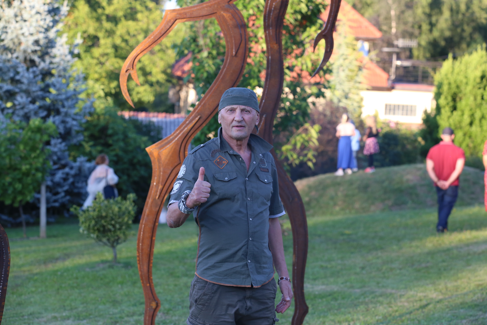 Koncert u Zmajevom vrtu obitelji Valkaj