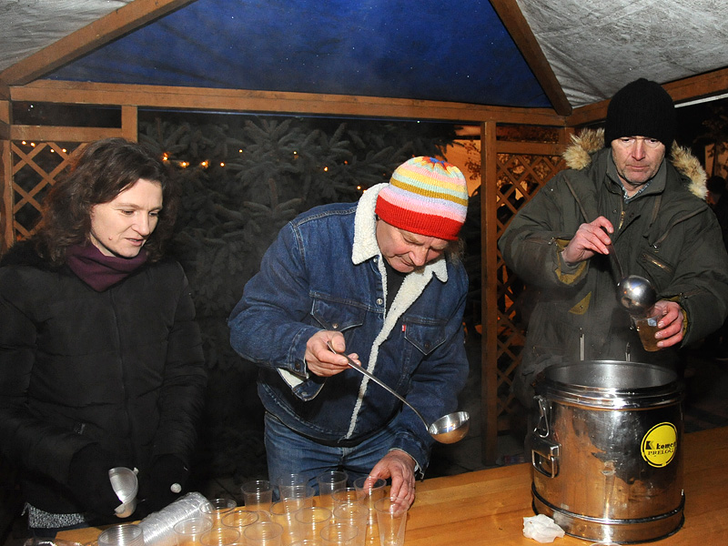 330114058dsc0546193380