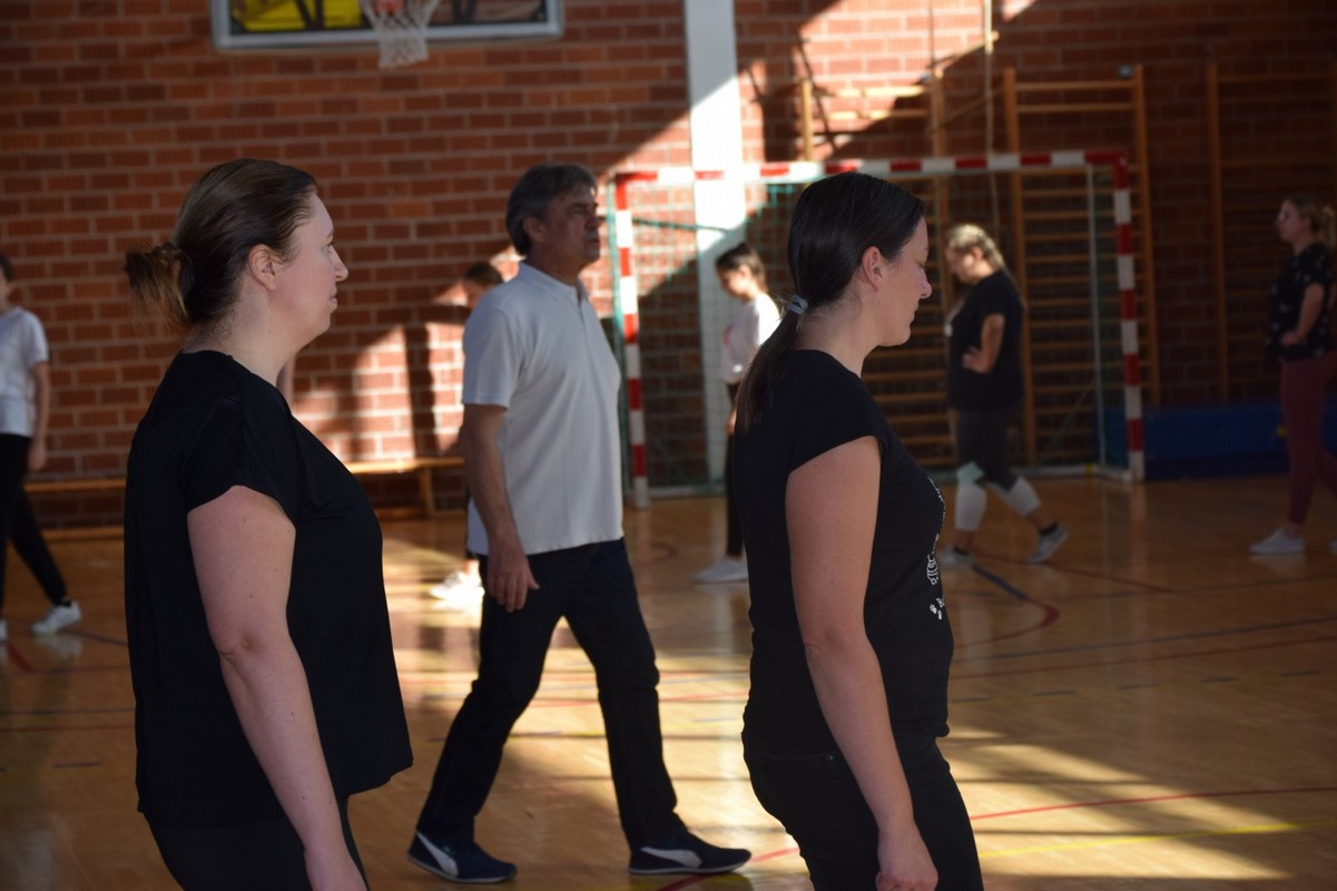 DONJA DUBRAVA Seminar ‘Scenska primjena folklora i osnove koreografije’ okupio KUD-ove Međimurja i goste