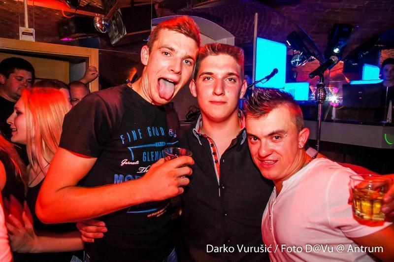 slika00057 Antrum (Subota, 28.6.2014. – Sandra Afrika)