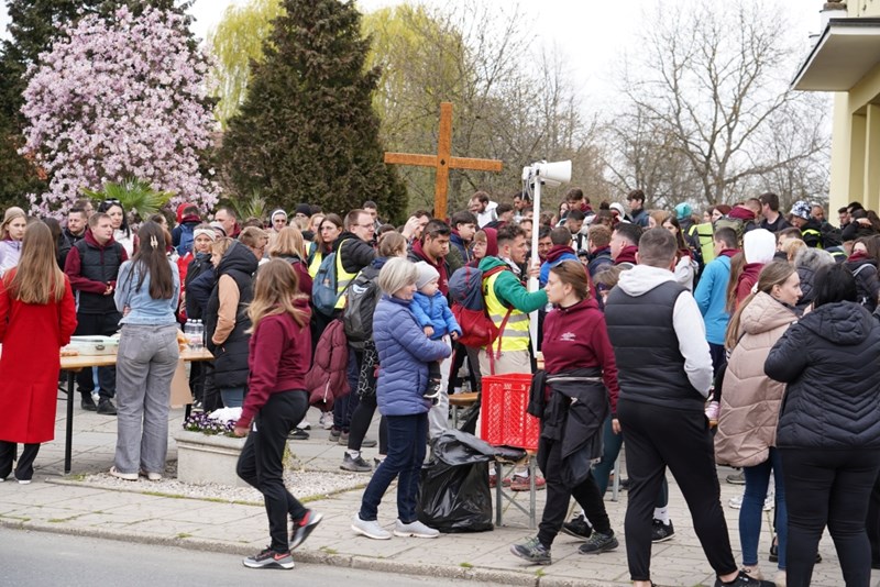 26.KPM_VZB_22032026 križni put mladih Varaždinska biskupija (10)