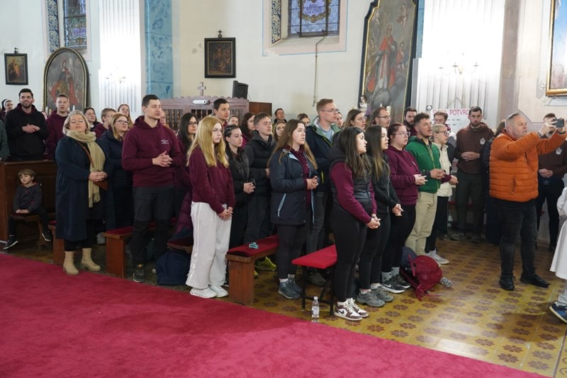 26.KPM_VZB_22032026 križni put mladih Varaždinska biskupija (48)