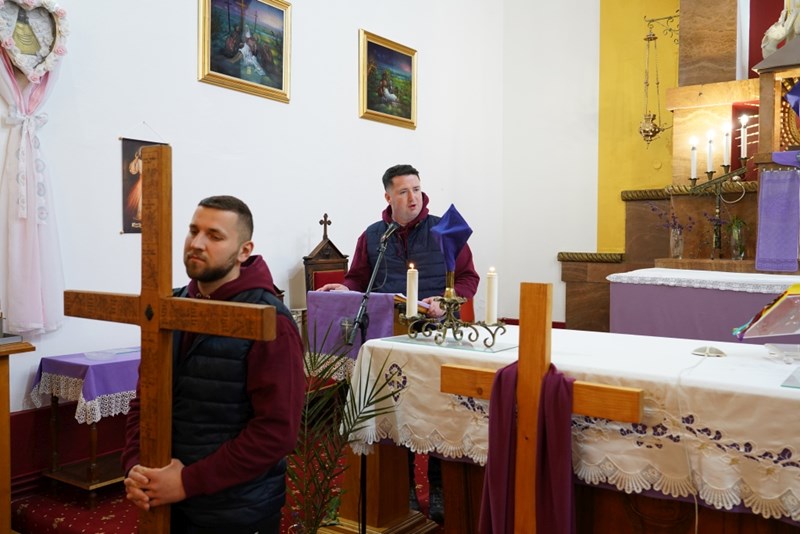 26.KPM_VZB_22032026 križni put mladih Varaždinska biskupija (6)