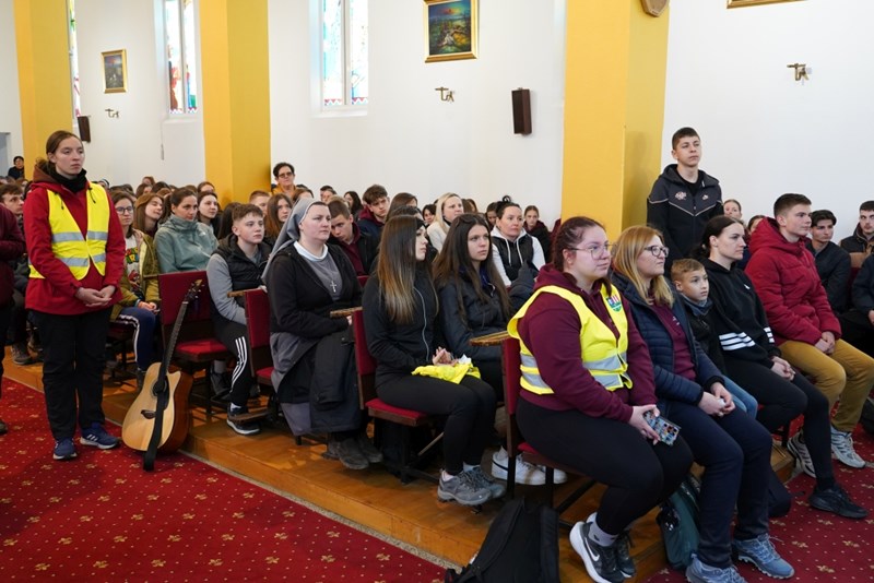 26.KPM_VZB_22032026 križni put mladih Varaždinska biskupija (7)