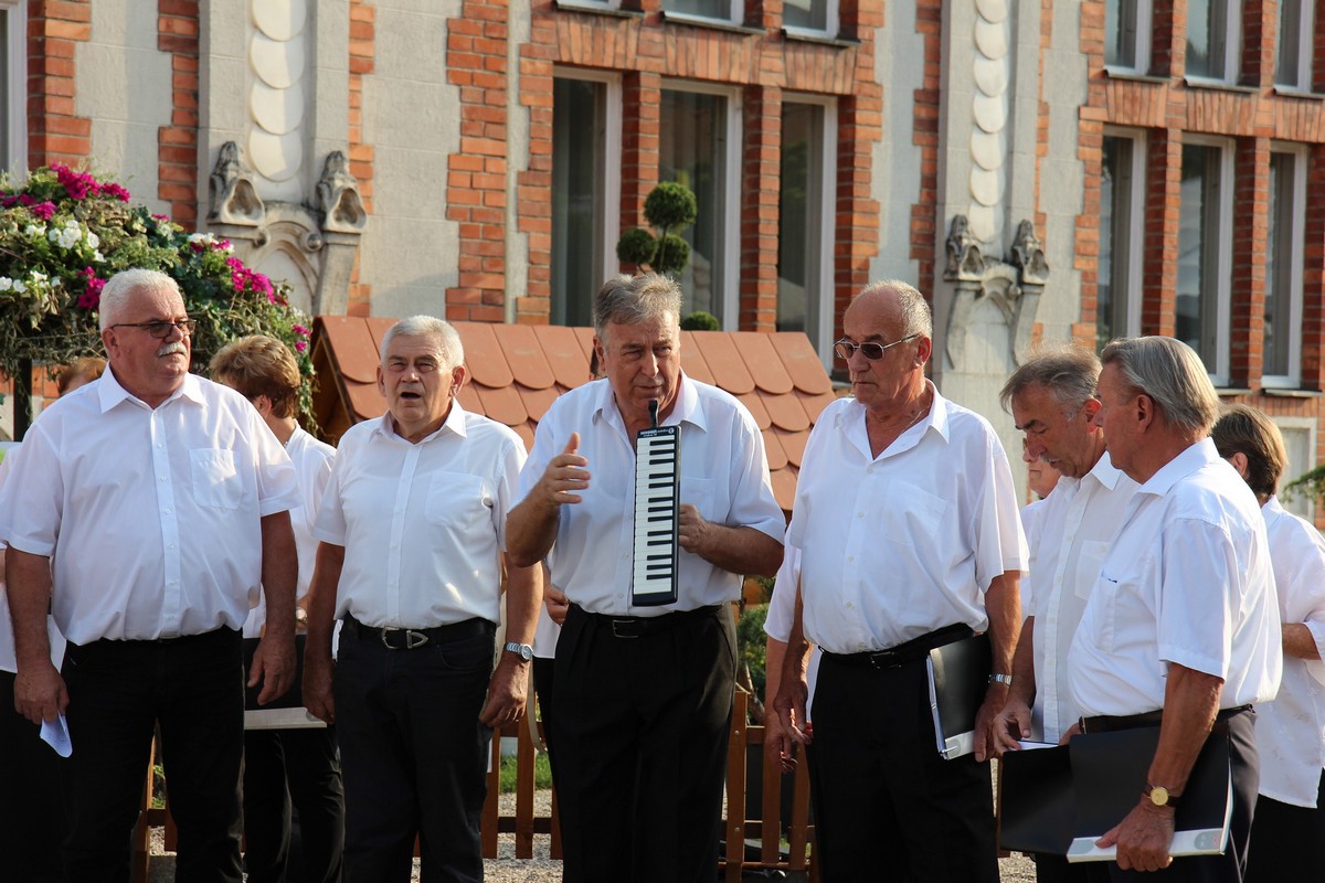 Tri međimurska KUD-a predstavila međimursku tradiciju na Porcijunkulovom