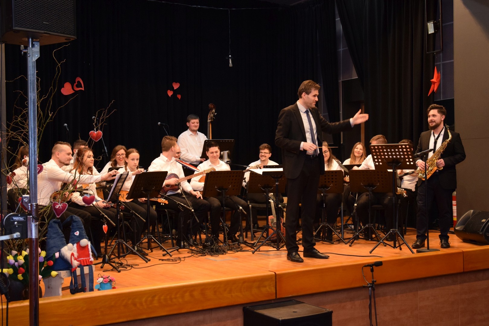 Pogledajte kakva je bila atmosfera na koncertu Tamburaškog orkestra KUU Zvon