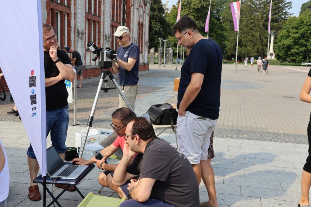 AD VEGA Regionalni susret astronomskih društava –’Međimurje – hotel s 1000 zvjezdica’ AD VEGA Regionalni susret astronomskih društava –’Međimurje – hotel s 1000 zvjezdica’