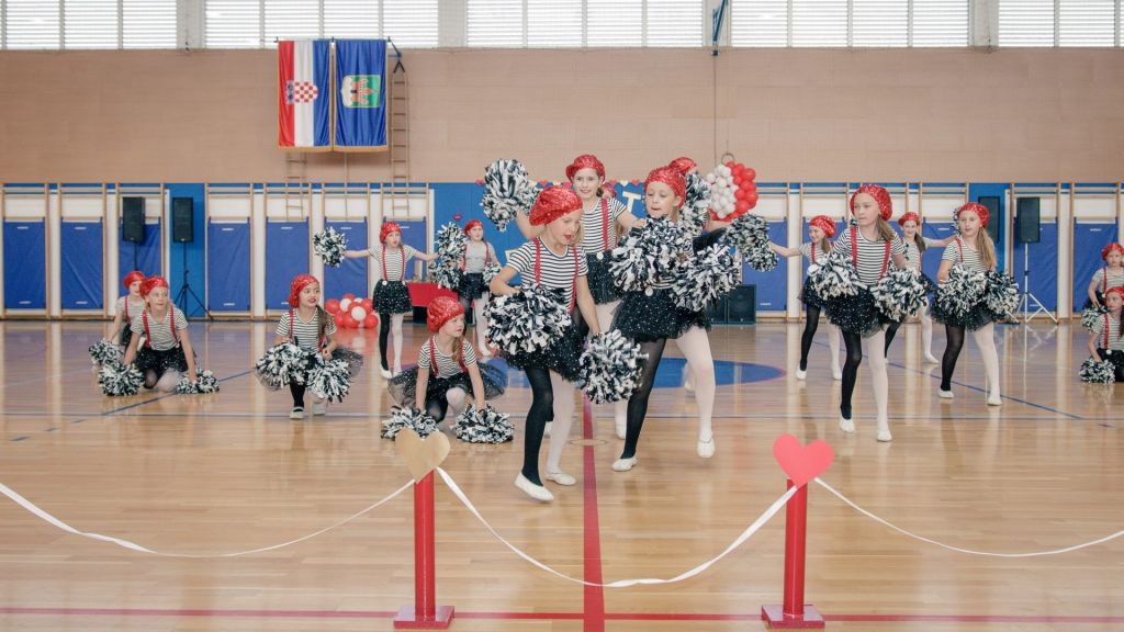 3296863057820973920648233562812