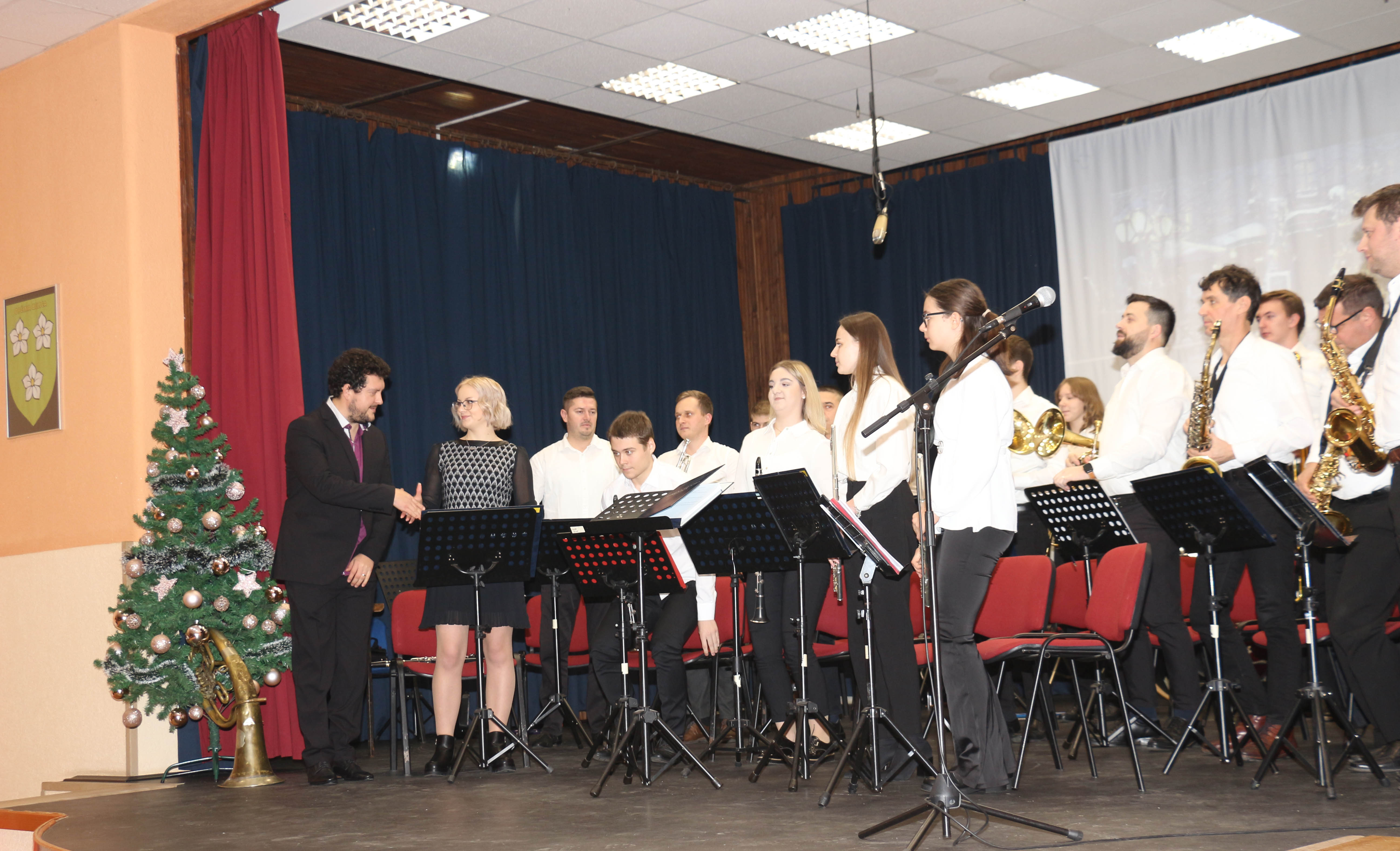 Limena glazba Belica održala veličanstven Božićni koncert