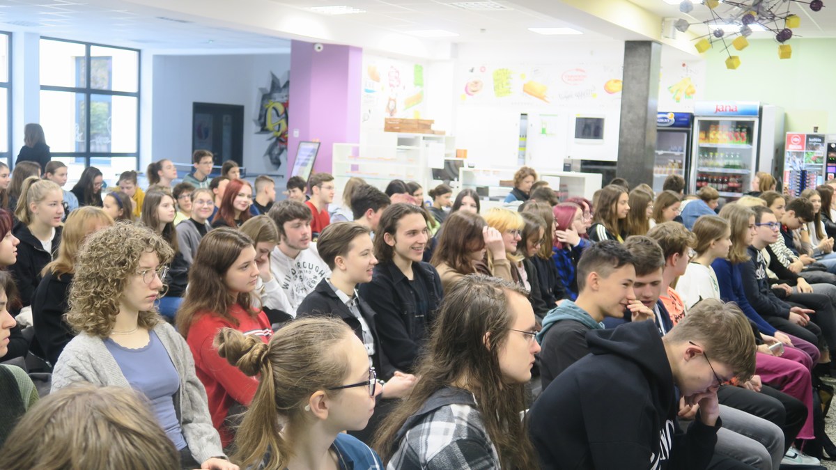 Gimnazija Josipa Slavenskog Čakovec i ove školske godine kroz Centre izvrsnosti okuplja talentirane i darovite učenike