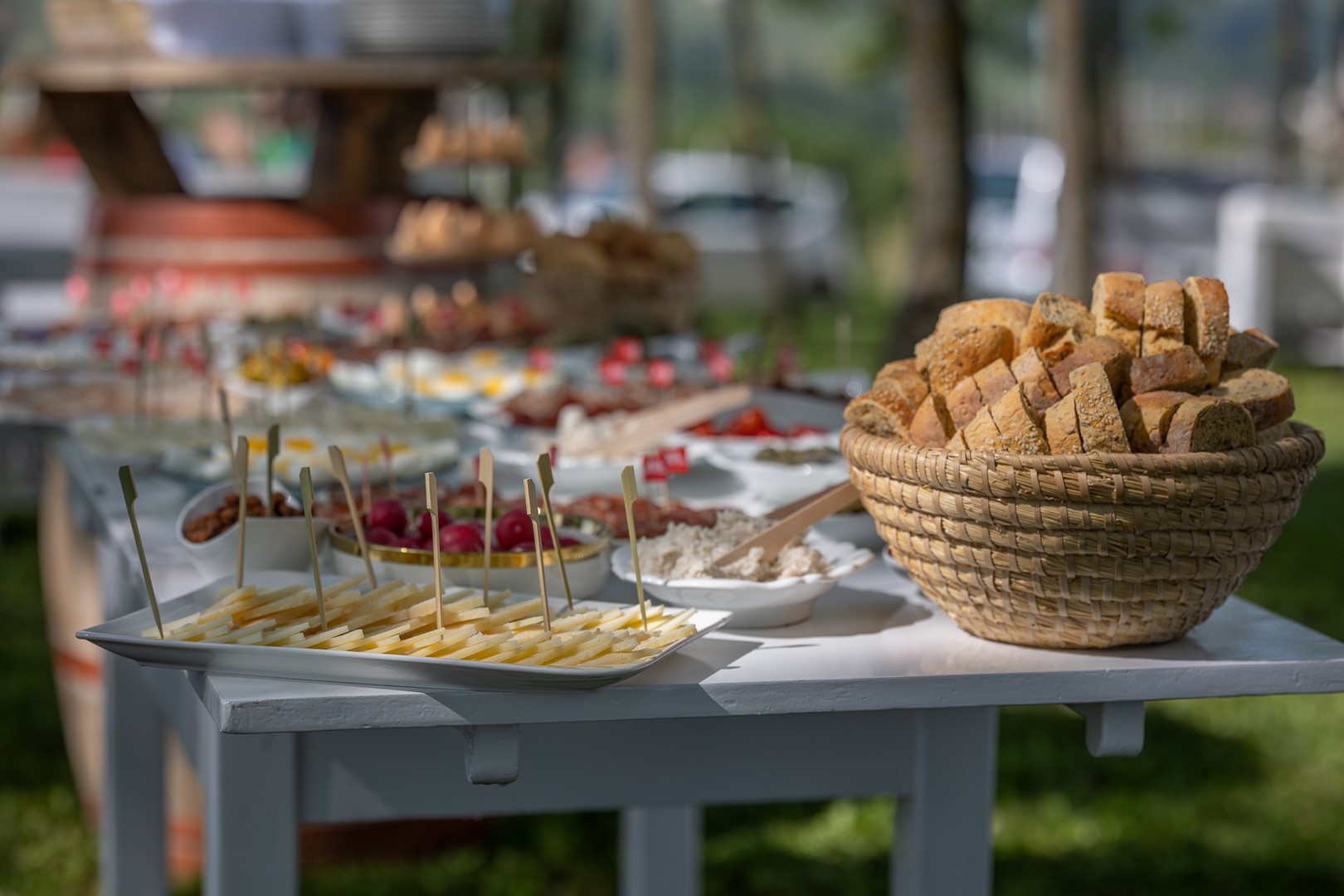 Na Mađerkinom bregu održan Pjenušavi doručak u vinogradu