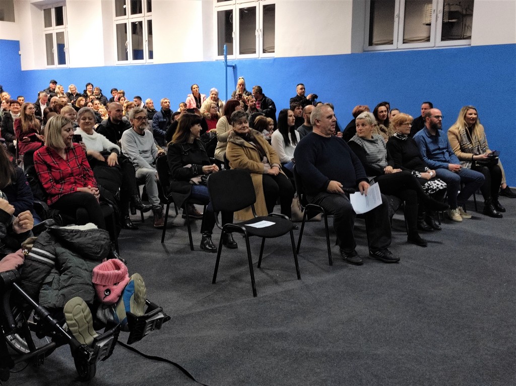 Prvi Božićni sajam u Pribislavcu naišao na odličan odaziv