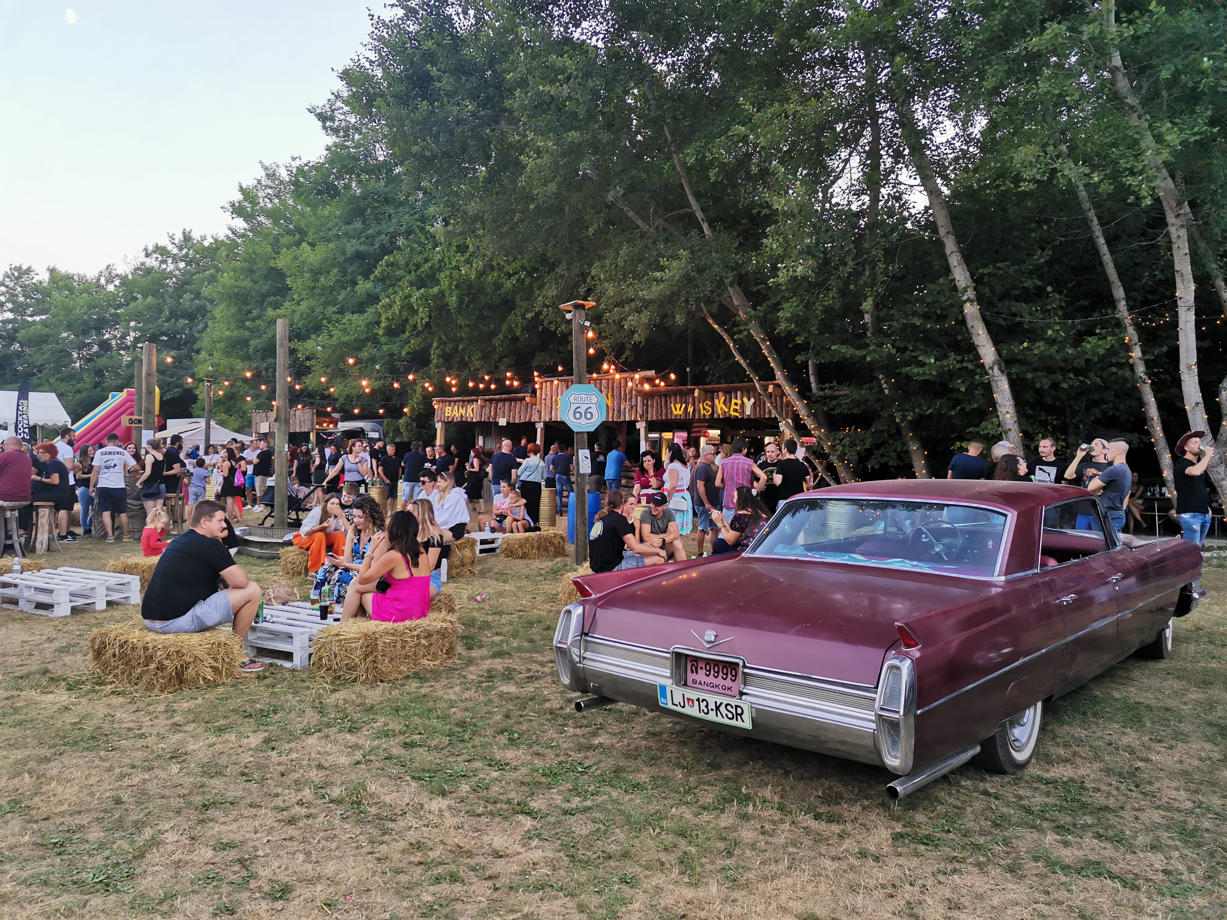 Susret ljubitelja američkih automobila i motora